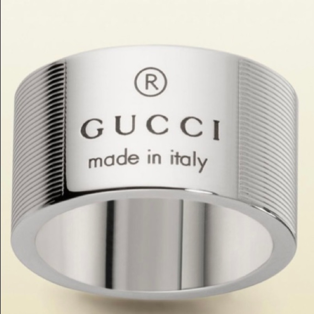 New authentic Gucci wide band ring size 6 sterling silver